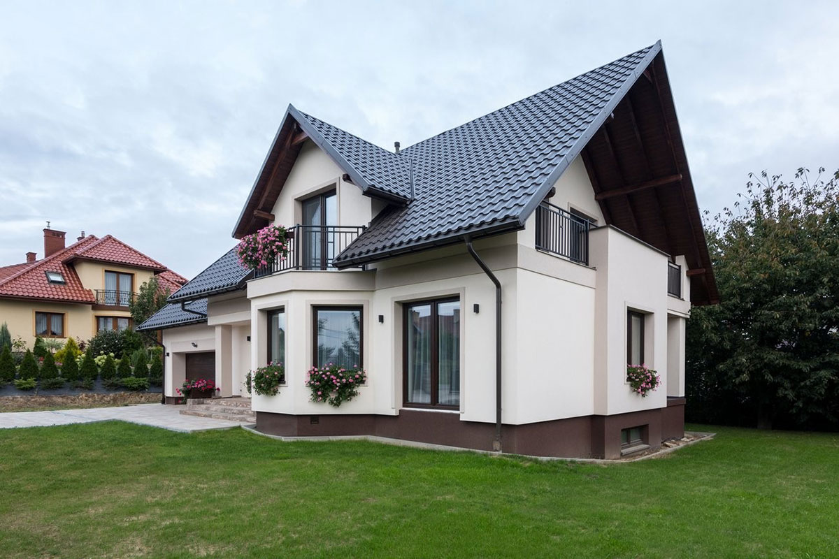 Mājas projekts ar mansardu 236 m²: 4 Guļamistabas, Darba istaba, 3 Vannasistabas, Atvērta virtuve, Garāža
