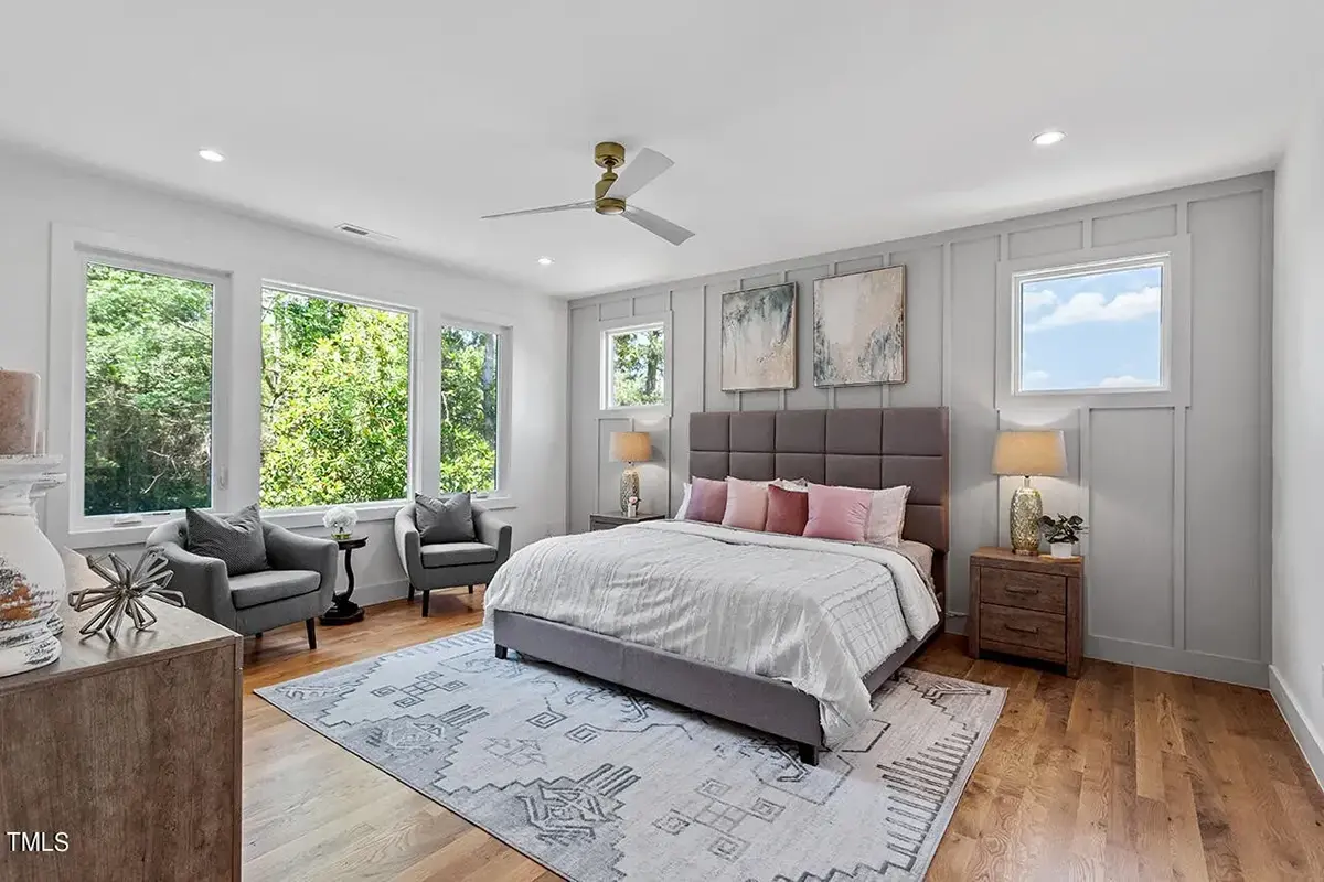 Divstāvu mājas projekts 379 m²: 3 Guļamistabas, 5 Vannasistabas, Atvērta virtuve, Garāža