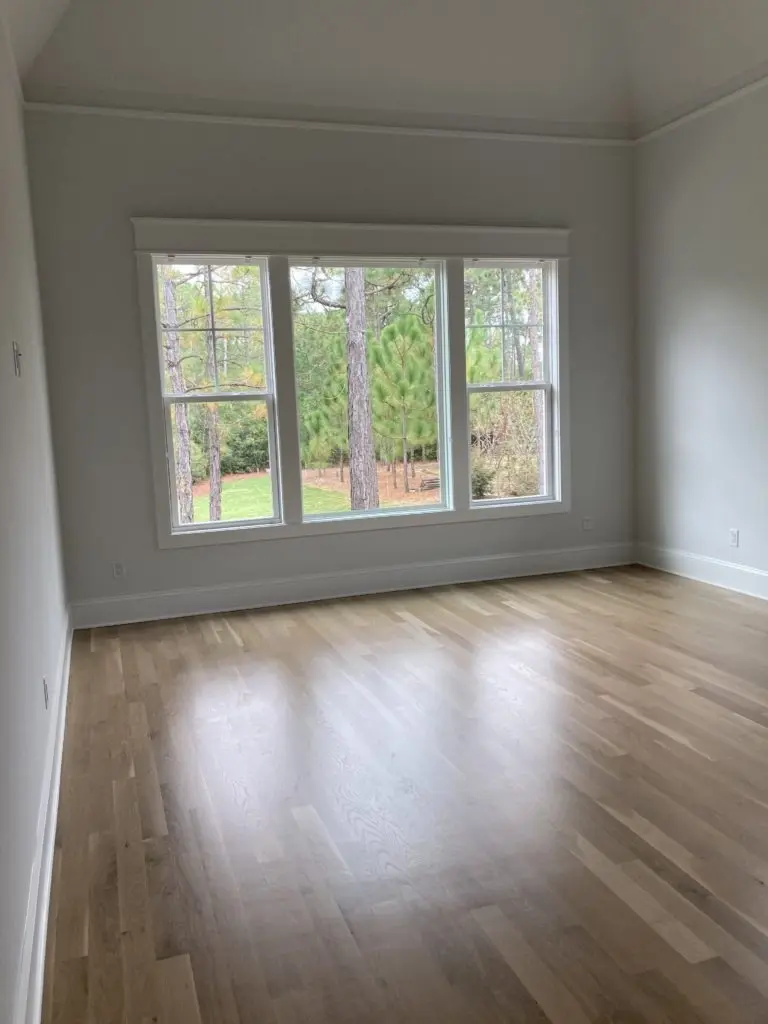 Mājas projekts ar mansardu 313 m²: 3 Guļamistabas, Darba istaba, 4 Vannasistabas, Atvērta virtuve, Garāža