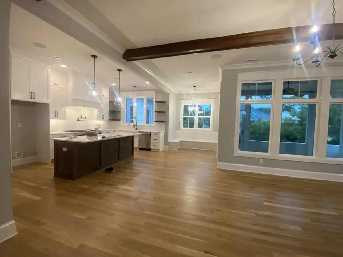 Mājas projekts ar mansardu 238 m²: 2 Guļamistabas, 4 Vannasistabas, Atvērta virtuve, Garāža