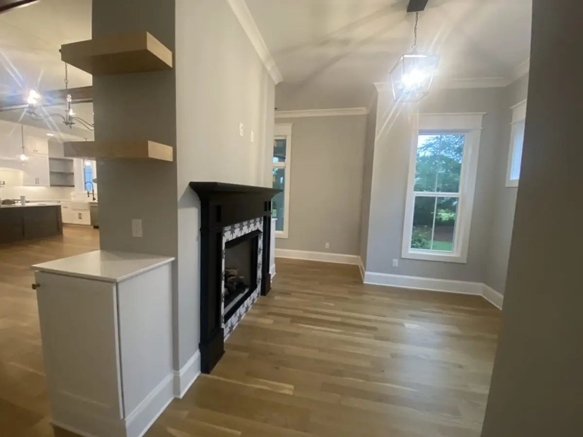 Mājas projekts ar mansardu 238 m²: 2 Guļamistabas, 4 Vannasistabas, Atvērta virtuve, Garāža