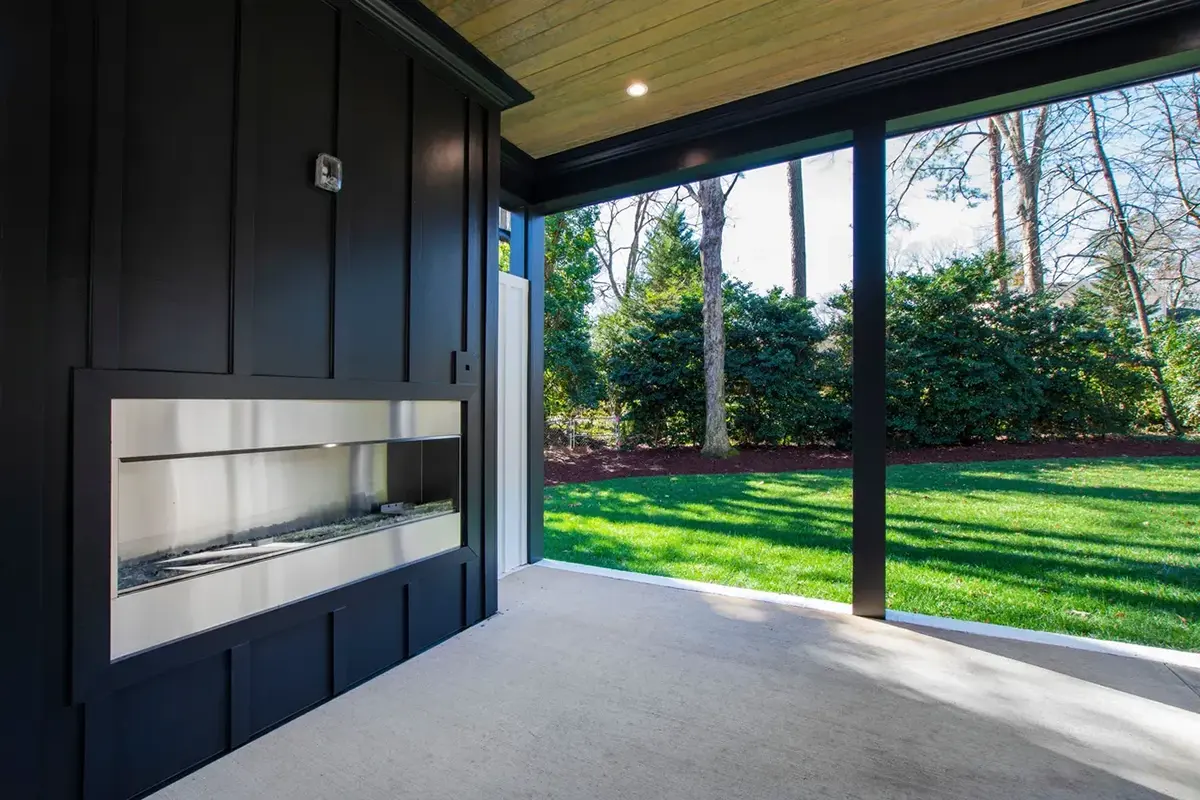 Divstāvu mājas projekts 465 m²: 5 Guļamistabas, 5 Vannasistabas, Atvērta virtuve, Garāža