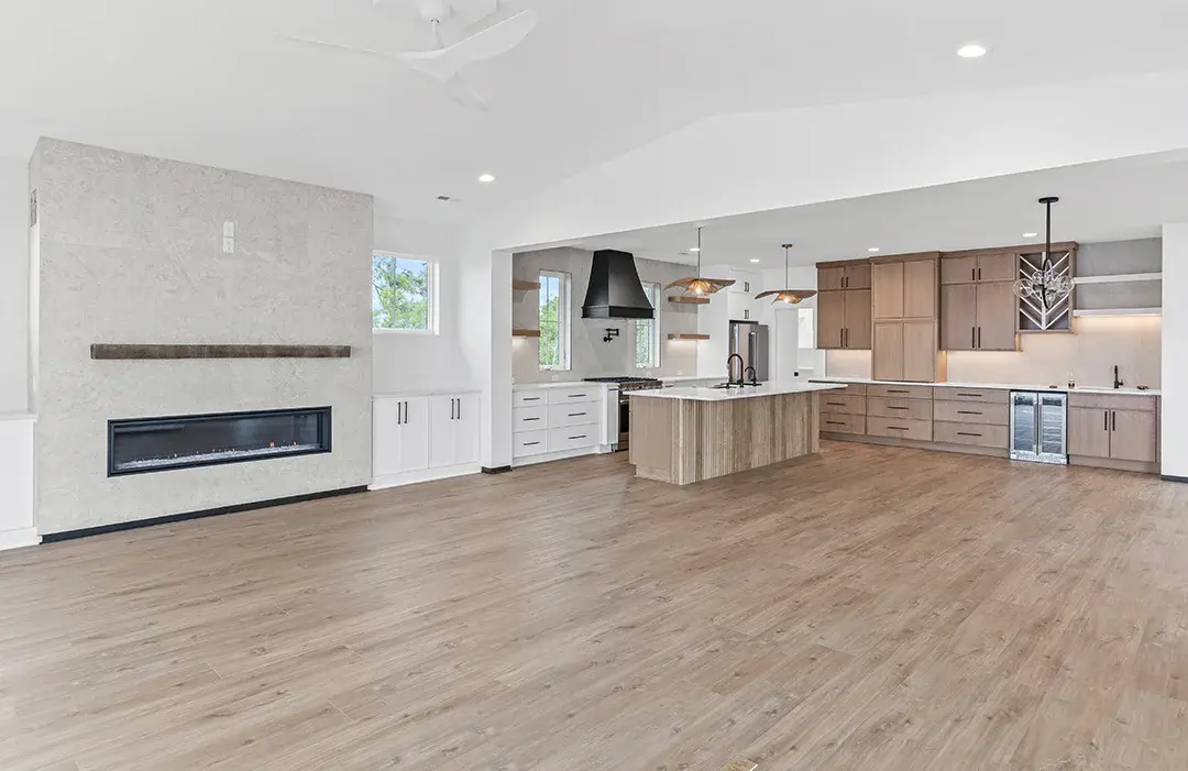 Interjers 10 – Trīsstāvu mājas projekts 279 m²: 4 Guļamistabas, Darba istaba, 5 Vannasistabas, Atvērta virtuve, Garāža — 21358R