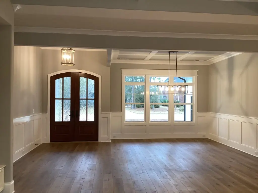 Interjers 9 – Mājas projekts ar mansardu 270 m²: 3 Guļamistabas, Darba istaba, 4 Vannasistabas, Atvērta virtuve, Garāža — 39461R