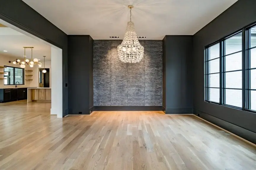 Interjers 10 – Divstāvu mājas projekts + pagrabu 599 m²: 6 Guļamistabas, Darba istaba, 8 Vannasistabas, Atvērta virtuve, Garāža — 36963R