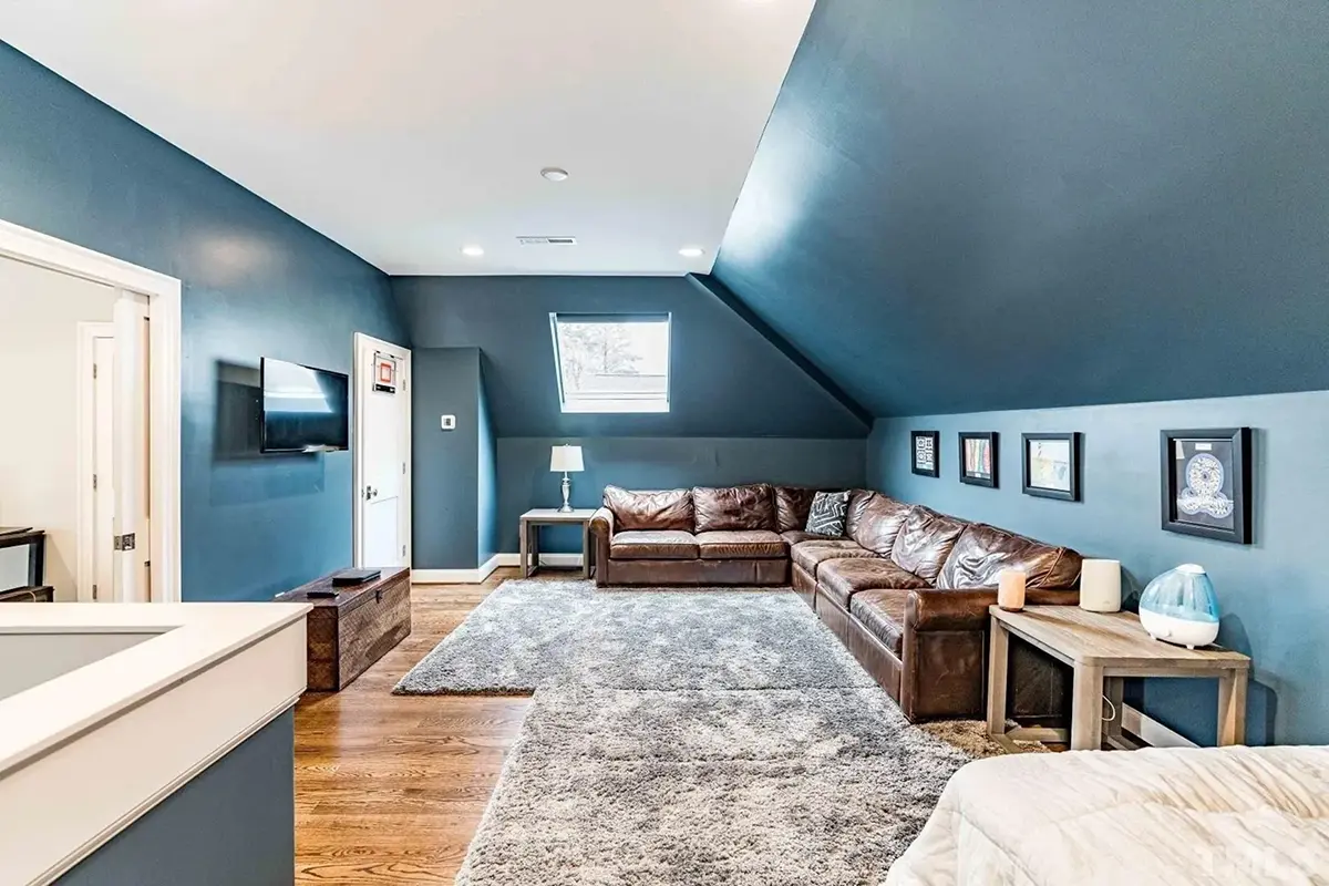 Interjers 6 – Divstāvu mājas projekts 409 m², 5 Guļamistabas — 30387R