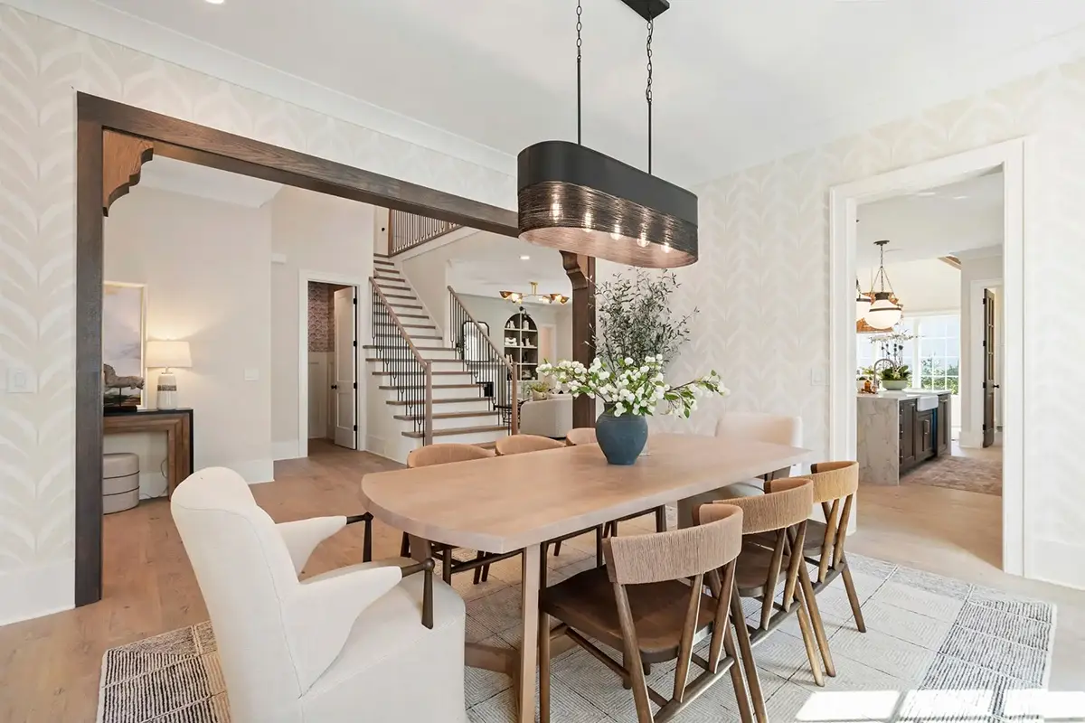 Interjers 8 – Divstāvu mājas projekts 384 m², 5 Guļamistabas — 35974R