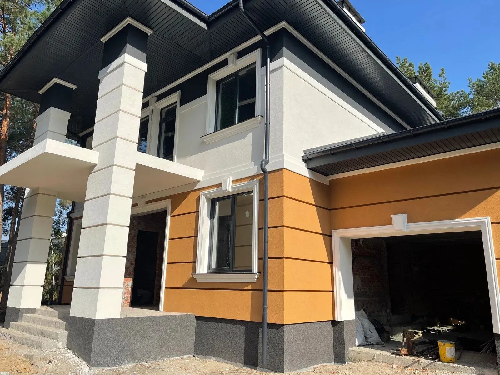 Divstāvu mājas projekts 332 m²: 3 Guļamistabas, 3 Vannasistabas, Atvērta virtuve, Garāža