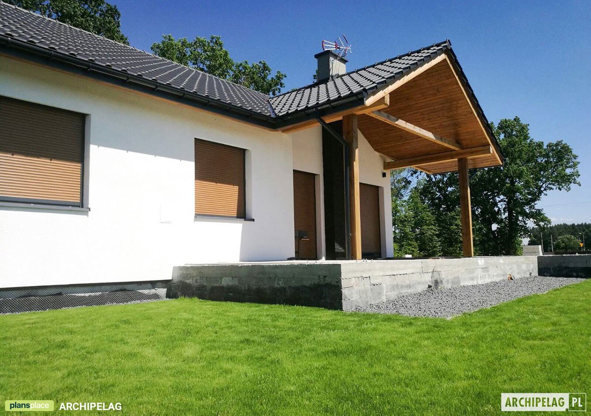 House Plan with Bonus Room and Indoor-Outdoor Fireplace